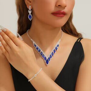 New Womens Elegant Blue & White Silver Crystal Necklace, Bracelet & Earrings